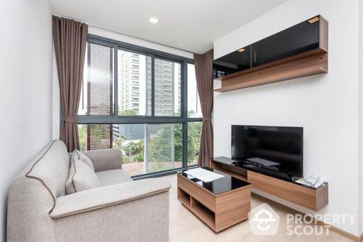 2-BR Condo at Taka Haus Ekamai 12 near BTS Ekkamai (ID 46185)