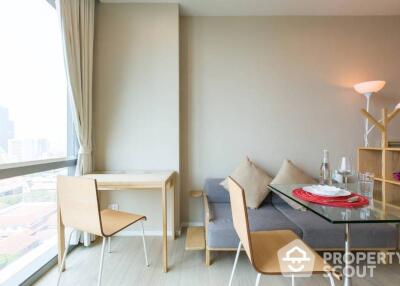 1-BR Condo at The Room Sukhumvit 21 near MRT Sukhumvit