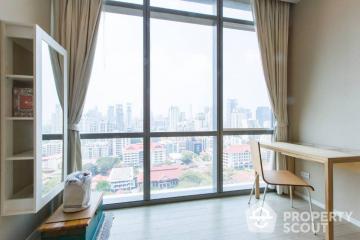 1-BR Condo at The Room Sukhumvit 21 near MRT Sukhumvit