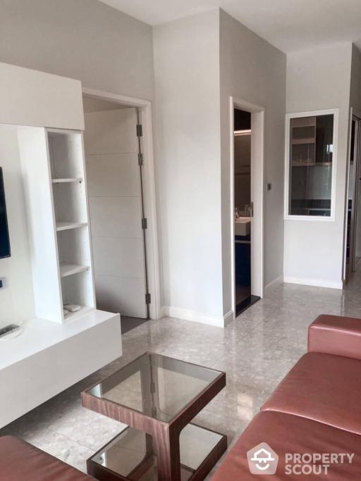 1-BR Condo at The Crest Sukhumvit 34 near BTS Thong Lor