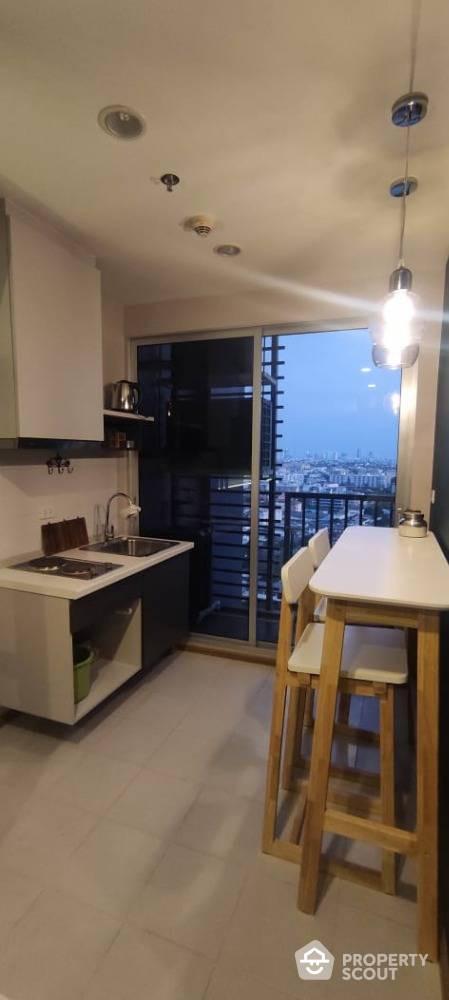 1-BR Condo at The Base Sukhumvit 77 near BTS On Nut