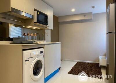 2-BR Condo at Knightsbridge Prime Sathorn near BTS Chong Nonsi