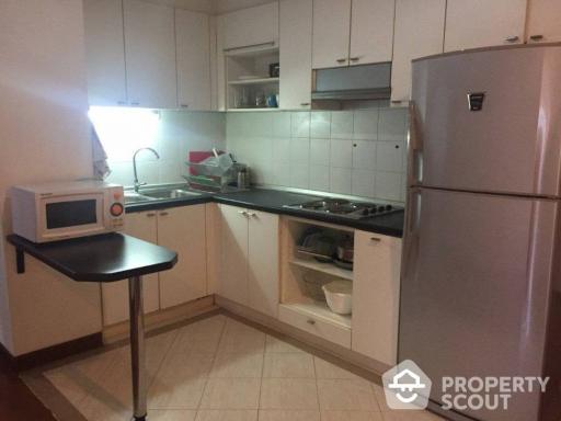 3-BR Condo at Baan Siri Sukhumvit 13 Condominium near ARL Makkasan