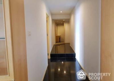 3-BR Condo at Diamond Tower Condominium near BTS Chong Nonsi (ID 391720)