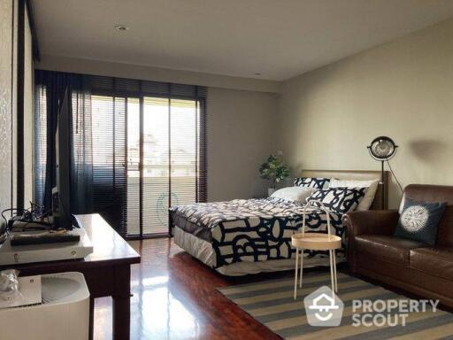 1-BR Condo at Baan Suanpetch Condominium near BTS Phrom Phong