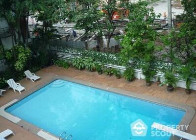 2-BR Apt. near MRT Phetchaburi