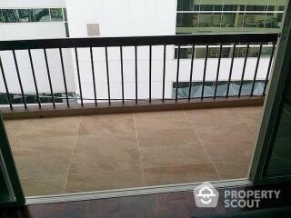 2-BR Apt. near MRT Phetchaburi