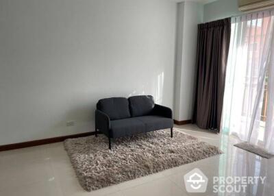 1-BR Condo at Klang Krung Resort (ratchada 7) near MRT Huai Khwang