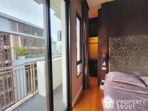 1-BR Condo at Vincente Sukhumvit 49 Condominium near BTS Phrom Phong (ID 407666)