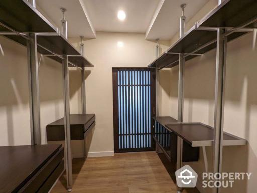 2-BR Condo at Amanta Ratchada near MRT Thailand Cultural Centre