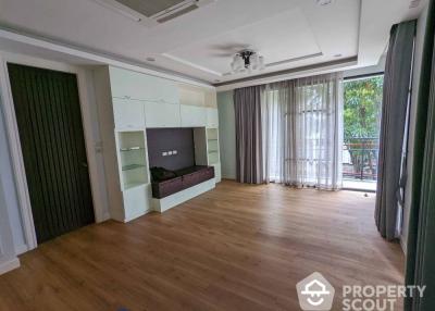 2-BR Condo at Amanta Ratchada near MRT Thailand Cultural Centre