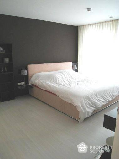 2-BR Condo at The Bangkok Sathorn-Taksin near BTS Krung Thon Buri (ID 400604)