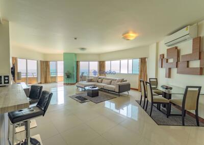 2 Bedrooms Condo in Markland North Pattaya C010650