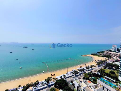 2 Bedrooms Condo in Markland North Pattaya C010650