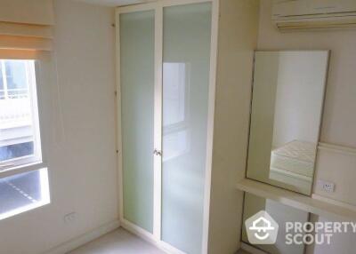 2-BR Condo at The Bangkok Sathorn-Taksin near BTS Krung Thon Buri