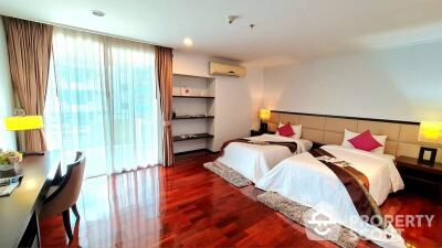 2-BR Apt. near BTS Phrom Phong