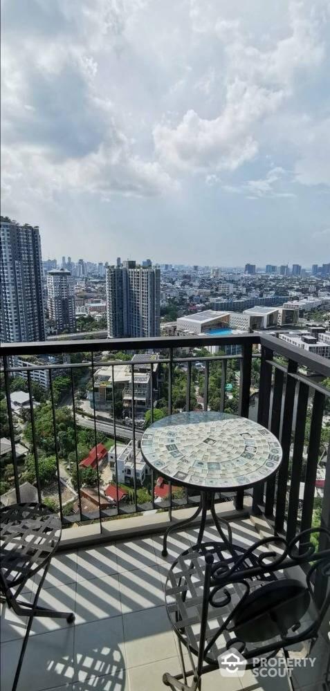 2-BR Condo at Blocs 77 near BTS On Nut