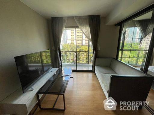 1-BR Condo at Na Vara Residence near BTS Chit Lom