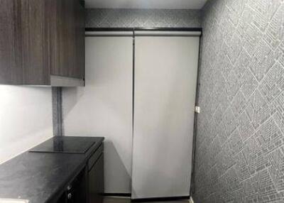 1-BR Condo at D Mark Condo @Sutthisan near MRT Sutthisan