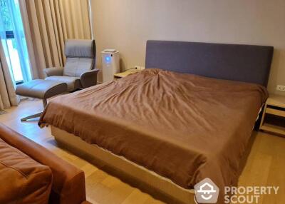 1-BR Condo at Liv @ 49 near BTS Thong Lor