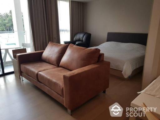 1-BR Condo at Liv @ 49 near BTS Thong Lor