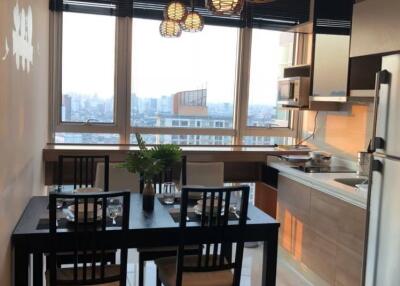 1-BR Condo at Rhythm Sukhumvit 50 near BTS On Nut