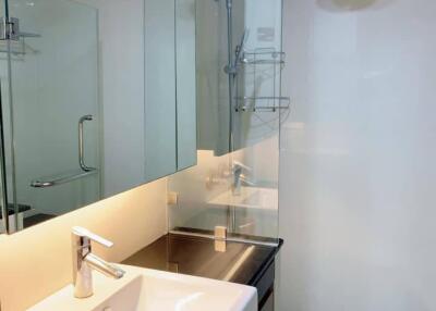 1-BR Condo at O2 Hip Condominium near BTS Phloen Chit