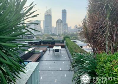 1-BR Condo at O2 Hip Condominium near BTS Phloen Chit