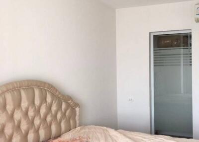 1-BR Condo at Q House Sathorn near BTS Krung Thon Buri