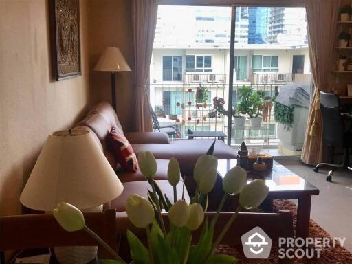 2-BR Condo at The Clover Thonglor Residence near BTS Thong Lor