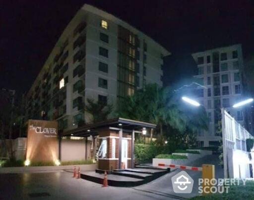 2-BR Condo at The Clover Thonglor Residence near BTS Thong Lor