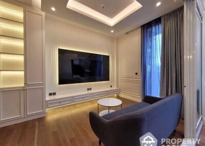 1-BR Condo at Muniq Langsuan near BTS Ratchadamri