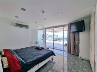 2 Bedrooms Condo in Laguna Heights Wongamat C009700