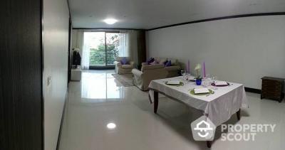 2-BR Apt. near BTS Phrom Phong (ID 20709)