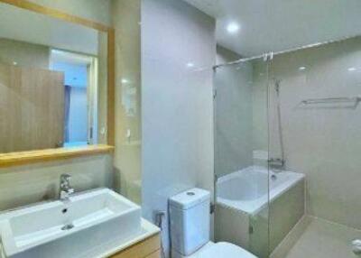 1-BR Condo at D 25 Thonglor Condominium near BTS Phrom Phong