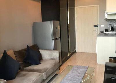 1-BR Condo at Ideo Mobi Sukhumvit Eastgate near BTS On Nut (ID 425903)