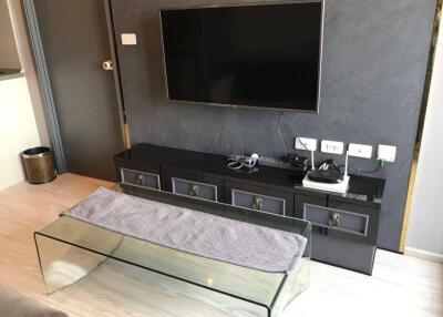 1-BR Condo at Ideo Mobi Sukhumvit Eastgate near BTS On Nut (ID 425903)