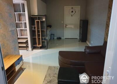 1-BR Condo at T.C. Green Rama 9 near MRT Phra Ram 9 (ID 402300)