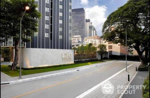 1-BR Condo at Life One Wireless near BTS Phloen Chit (ID 449307)