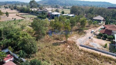 Land available in Bang Saray L010945