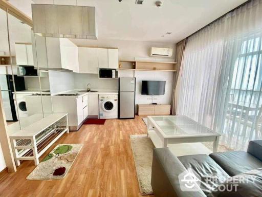 1-BR Condo near MRT Sam Yot