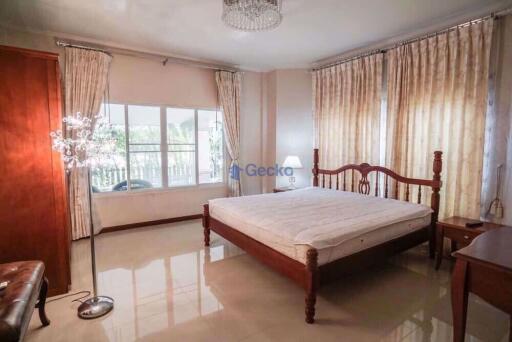 3 Bedrooms House in PMC Home Village 2 East Pattaya H007146