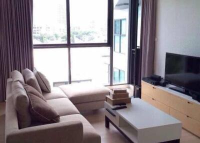 2-BR Condo at D 25 Thonglor Condominium near BTS Phrom Phong