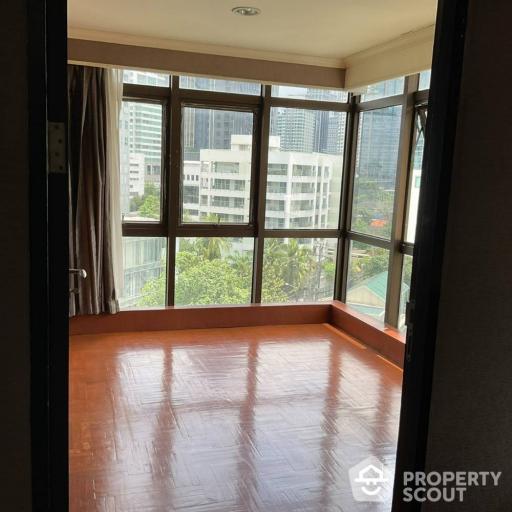 2-BR Condo near BTS Thong Lor