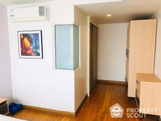 2-BR Condo at Down Town 49 near BTS Phrom Phong