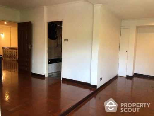 3-BR House near BTS Phra Khanong