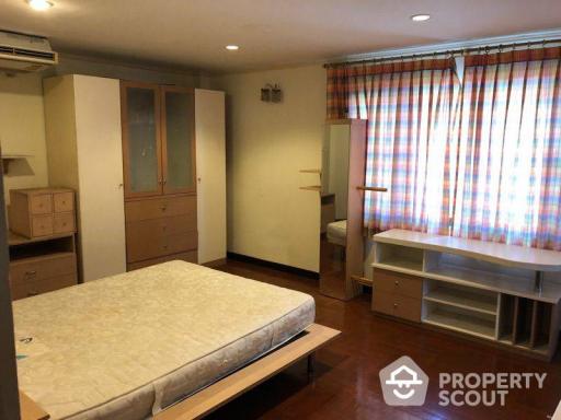 3-BR House near BTS Phra Khanong