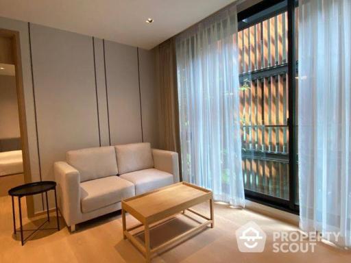 1-BR Condo at Chalermnit Art De Maison near BTS Thong Lor