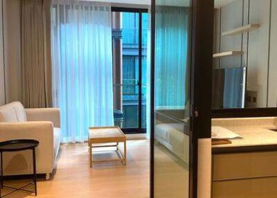 1-BR Condo at Chalermnit Art De Maison near BTS Thong Lor