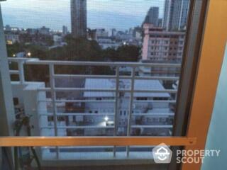 2-BR Condo at Harmony Living Paholyothin 11 Condominium near BTS Saphan Khwai